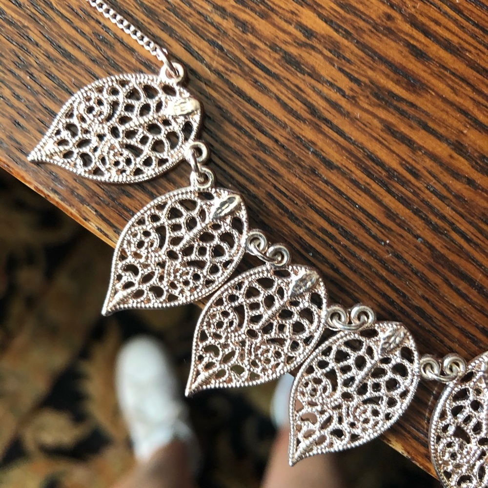 Leaf shapes - necklace